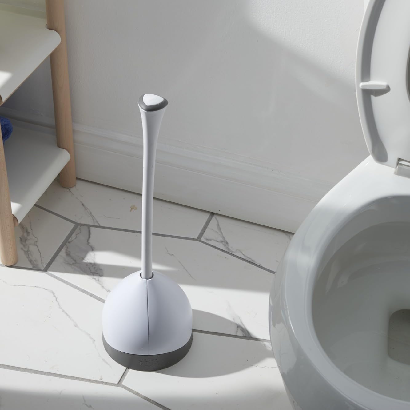 Clorox Toilet Plunger with Hideaway Holder Caddy Heavy-Duty Compact Design with Non-Skid Rubber Base for Bathroom Convenient Storage Toilet Unclogger. 6.5x19.5-Inch. White