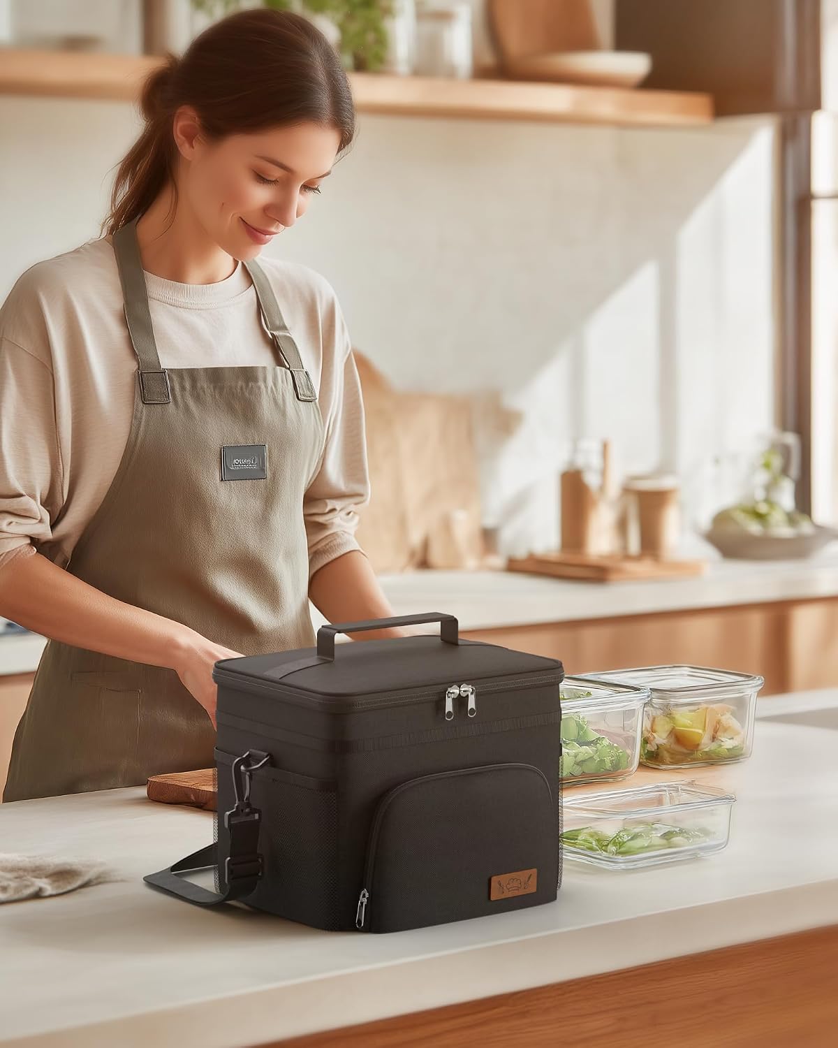 HOTOR Insulated Lunch Box Men Women Leak-Proof Cooler Lunch Bag 9L | 4 Pockets. Adjustable Strap. Ideal for Work. Picnic. Travel. Camping. Gift. Black