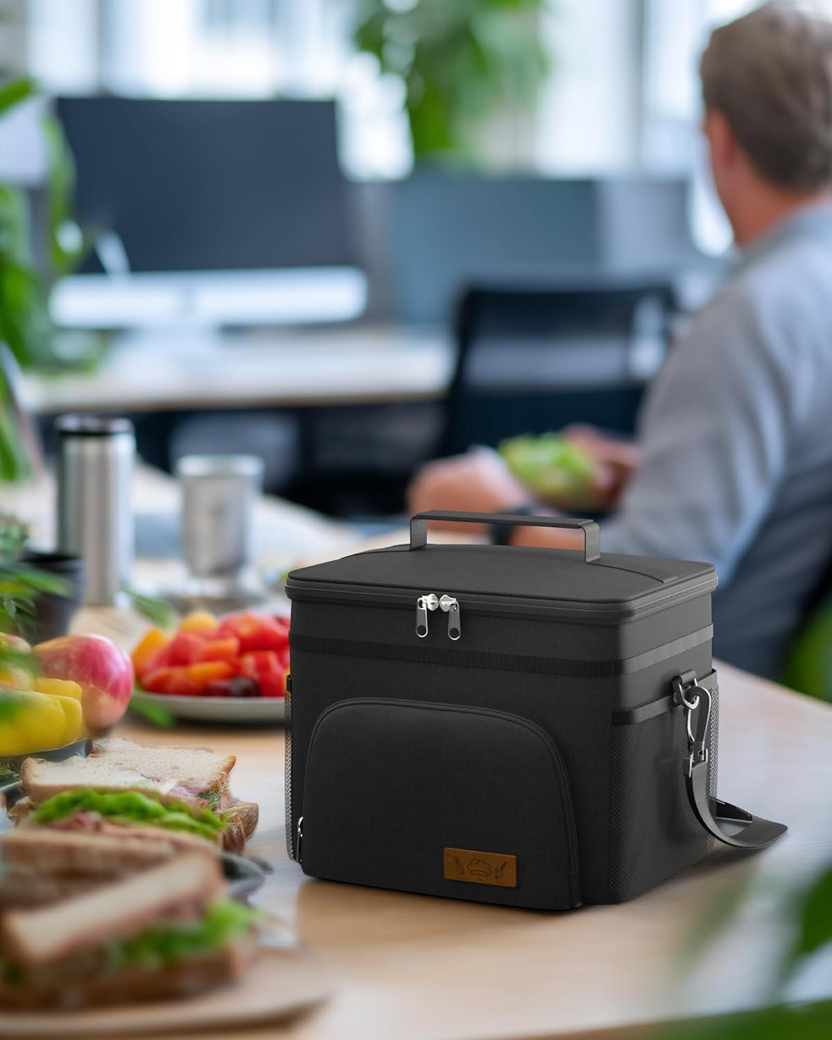 HOTOR Insulated Lunch Box Men Women Leak-Proof Cooler Lunch Bag 9L | 4 Pockets. Adjustable Strap. Ideal for Work. Picnic. Travel. Camping. Gift. Black